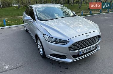 Седан Ford Fusion 2016 в Ладижині