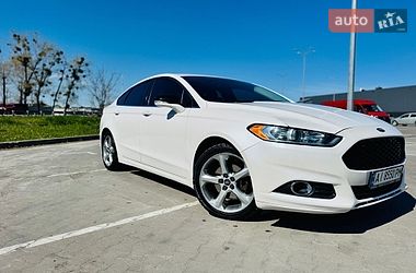 Седан Ford Fusion 2015 в Киеве