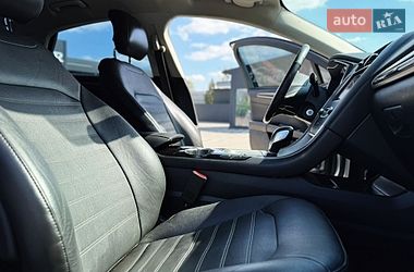 Седан Ford Fusion 2014 в Львове