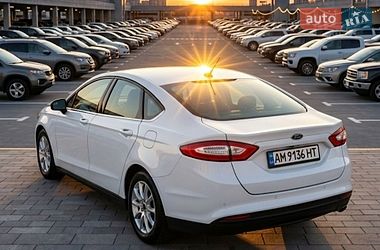 Седан Ford Fusion 2015 в Житомире