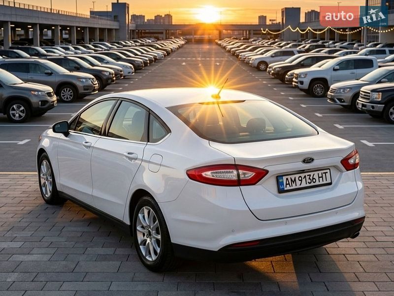 Седан Ford Fusion 2015 в Житомире