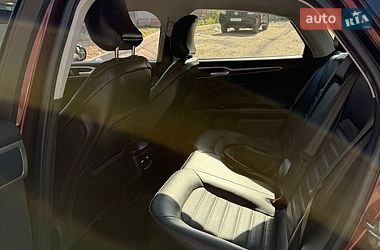 Седан Ford Fusion 2016 в Чернігові