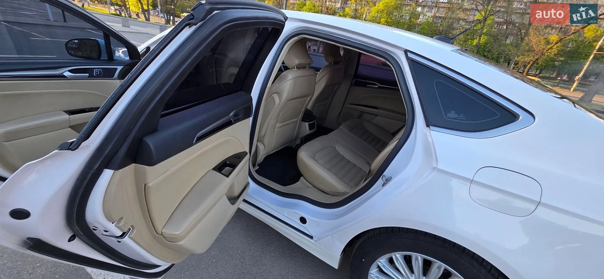 2016 Ford Fusion - мініатюра 9