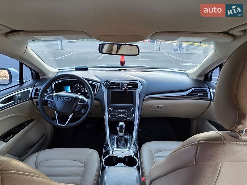 Седан Ford Fusion 2016 в Києві