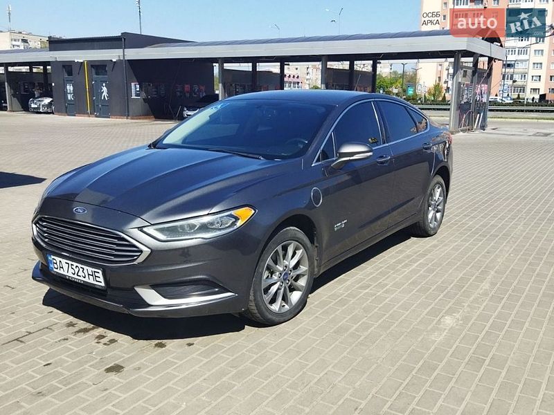 Седан Ford Fusion 2018 в Александрие
