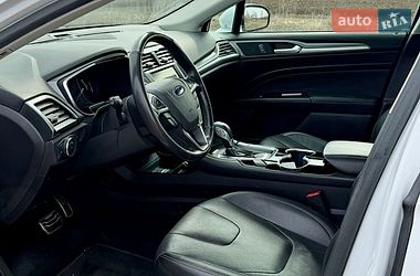 Седан Ford Fusion 2016 в Одесі