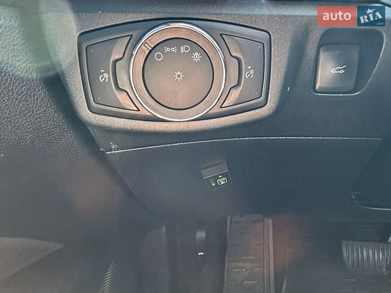 Седан Ford Fusion 2018 в Харкові