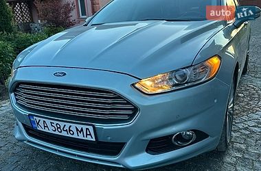 Седан Ford Fusion 2013 в Снятине