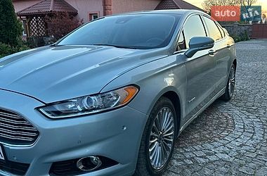 Седан Ford Fusion 2013 в Снятине
