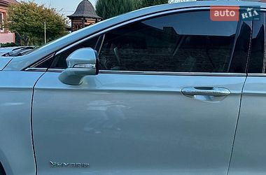Седан Ford Fusion 2013 в Снятине