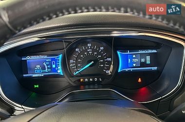Седан Ford Fusion 2013 в Снятине