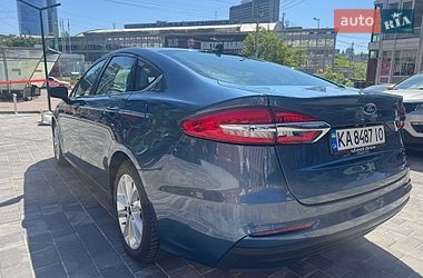 Седан Ford Fusion 2018 в Киеве