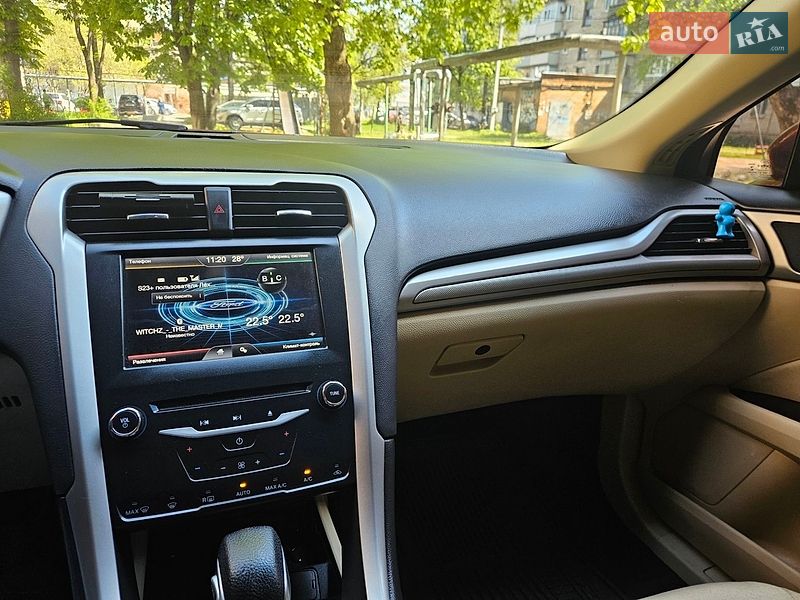 Седан Ford Fusion 2013 в Полтаве