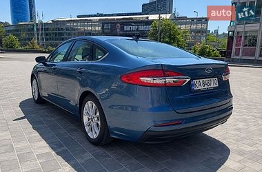 Седан Ford Fusion 2018 в Киеве