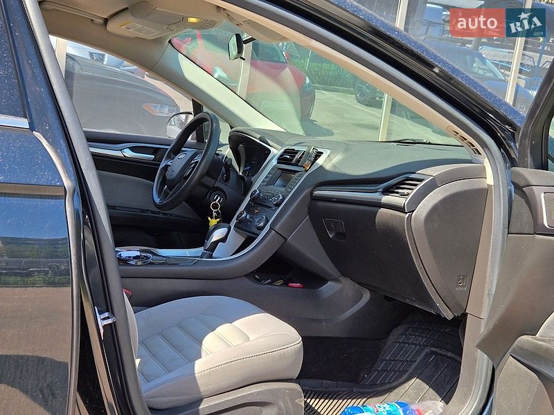 Седан Ford Fusion 2014 в Києві