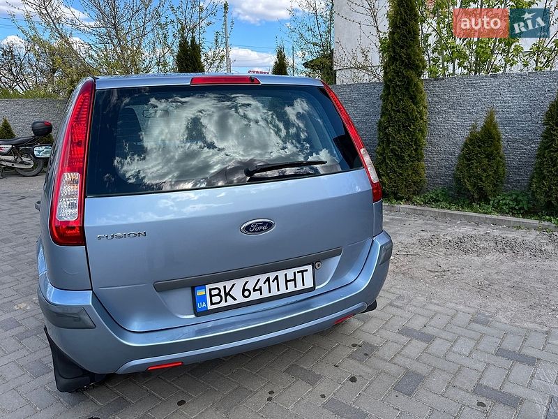 Хэтчбек Ford Fusion 2008 в Ровно