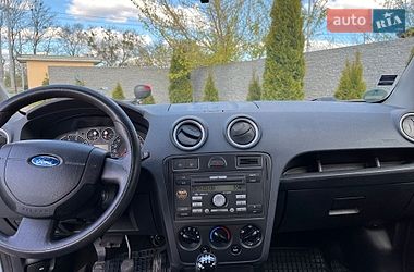 Хэтчбек Ford Fusion 2008 в Ровно