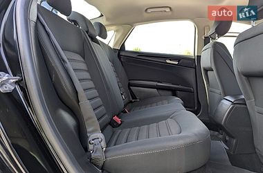 Седан Ford Fusion 2018 в Дрогобыче