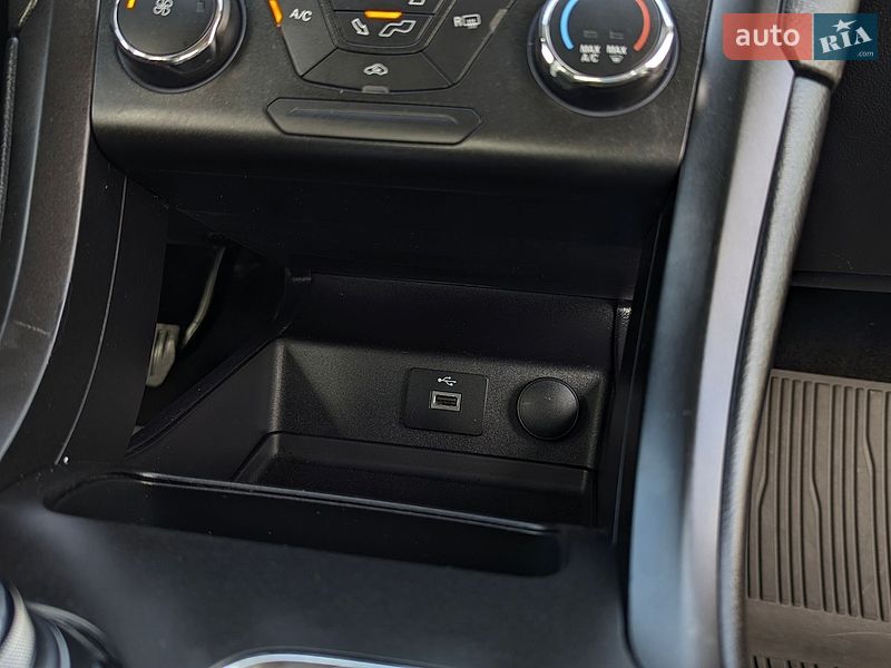 Седан Ford Fusion 2018 в Дрогобыче