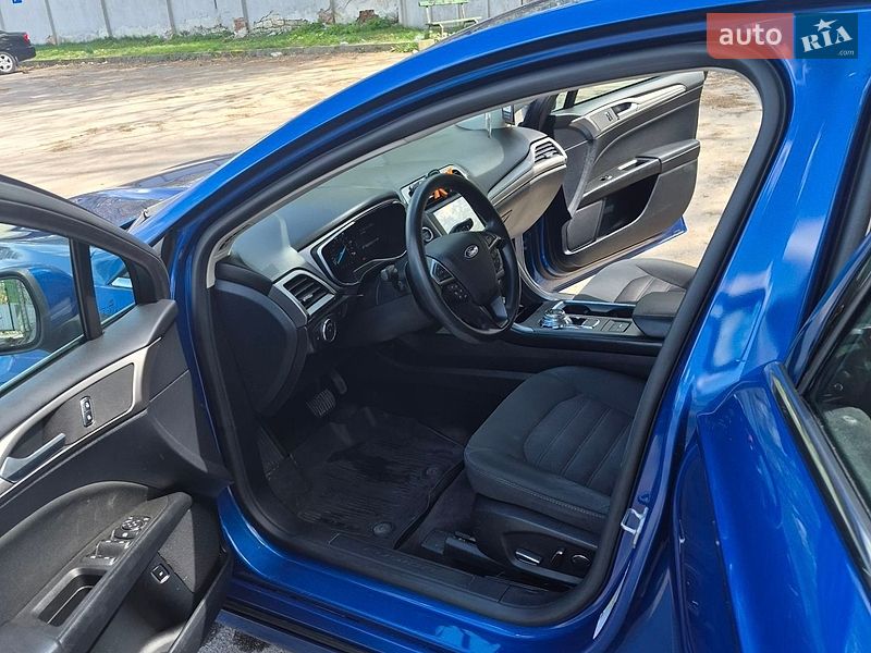 Седан Ford Fusion 2017 в Тернополе