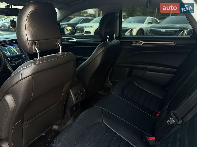 Седан Ford Fusion 2016 в Харькове