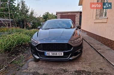 Седан Ford Fusion 2015 в Кривом Роге