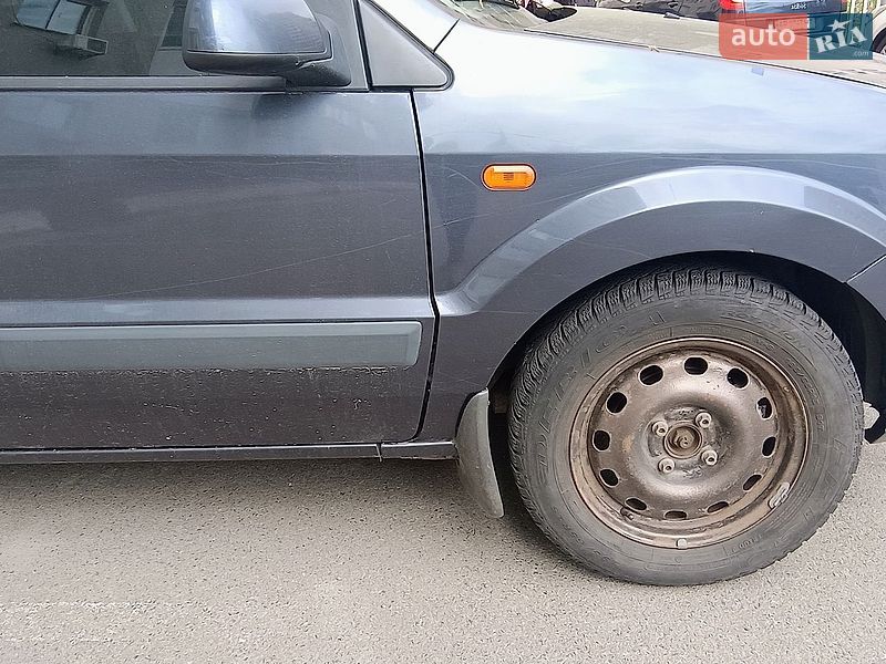 Хетчбек Ford Fusion 2008 в Вишгороді