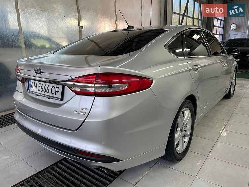 Седан Ford Fusion 2018 в Житомире
