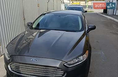 Седан Ford Fusion 2015 в Киеве
