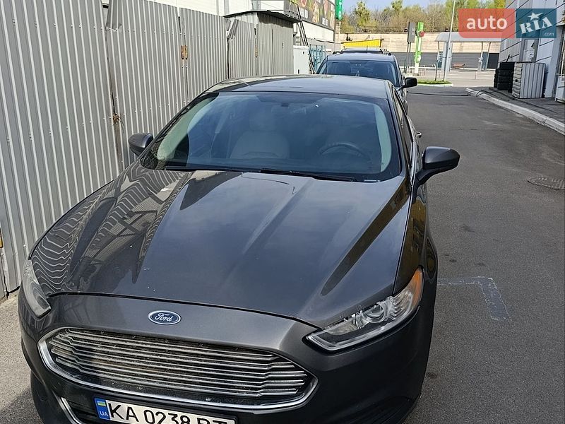 Седан Ford Fusion 2015 в Киеве
