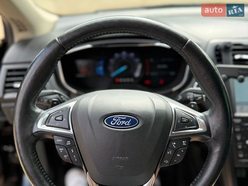 Седан Ford Fusion 2018 в Киеве