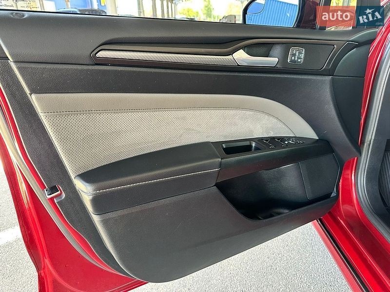 Седан Ford Fusion 2016 в Николаеве