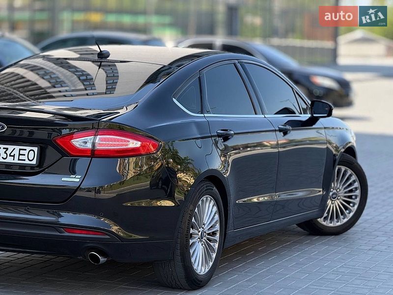 Седан Ford Fusion 2012 в Дніпрі