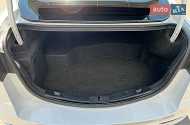 Седан Ford Fusion 2019 в Києві