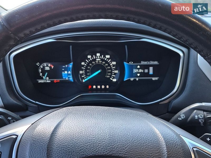 Седан Ford Fusion 2016 в Тернополі