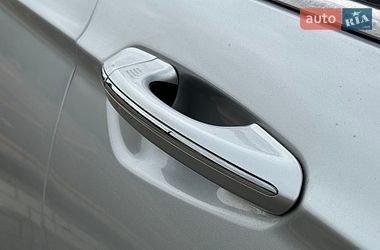 Седан Ford Fusion 2016 в Дрогобичі