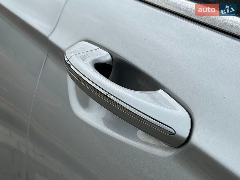 Седан Ford Fusion 2016 в Дрогобичі