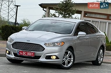 Седан Ford Fusion 2016 в Дрогобичі