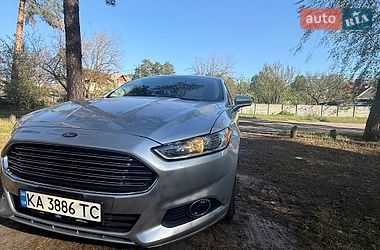 Седан Ford Fusion 2016 в Києві