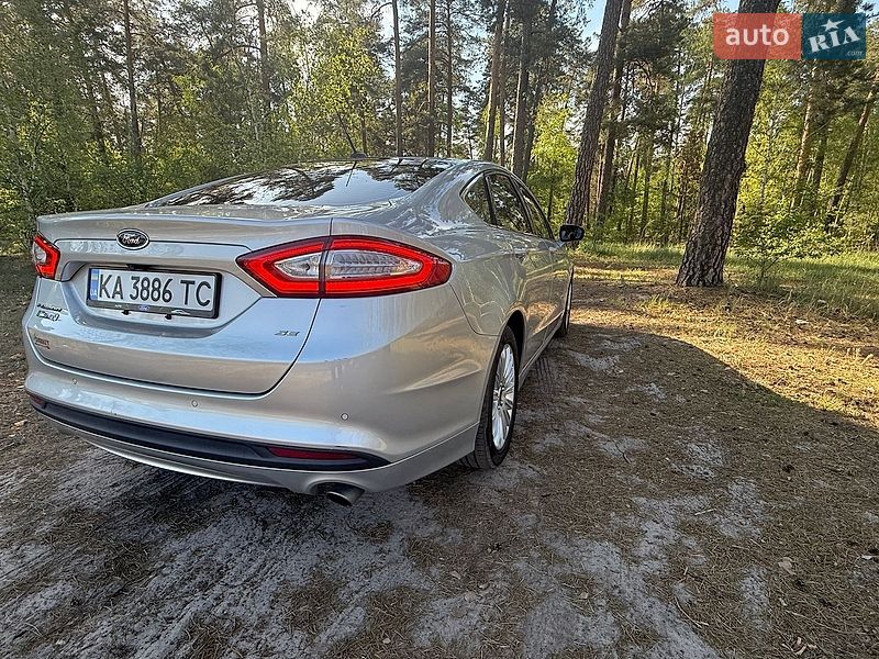 Седан Ford Fusion 2016 в Києві