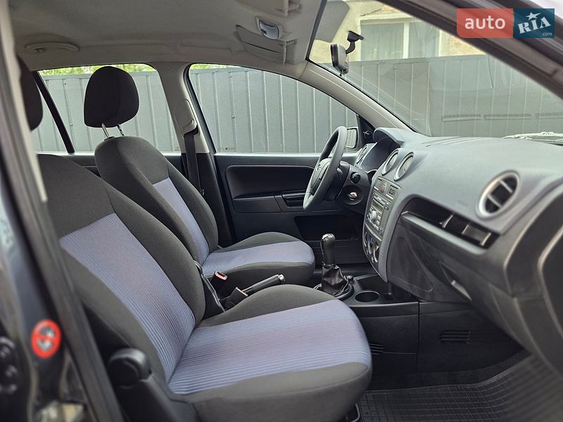 Хетчбек Ford Fusion 2007 в Луцьку