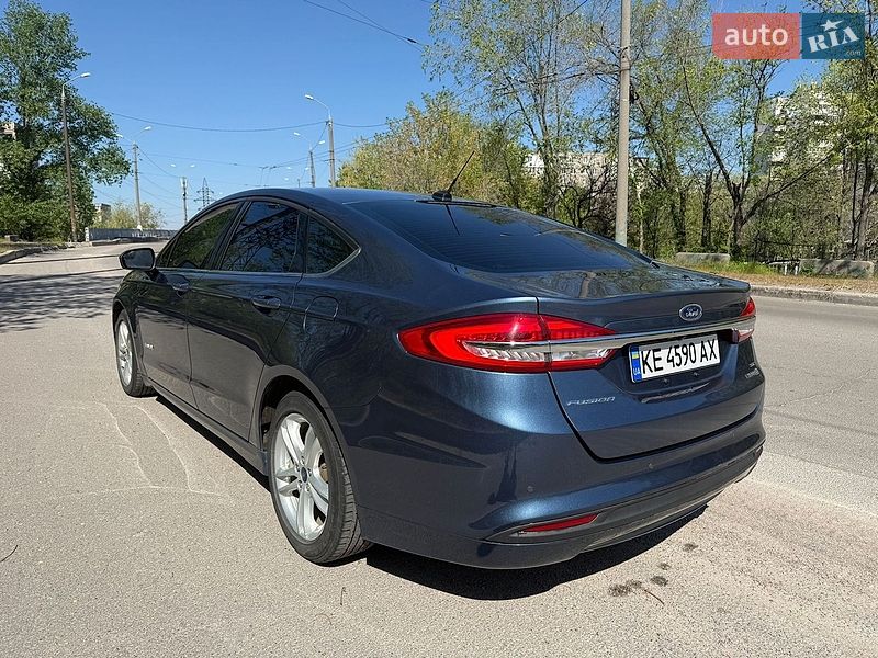Седан Ford Fusion 2018 в Днепре