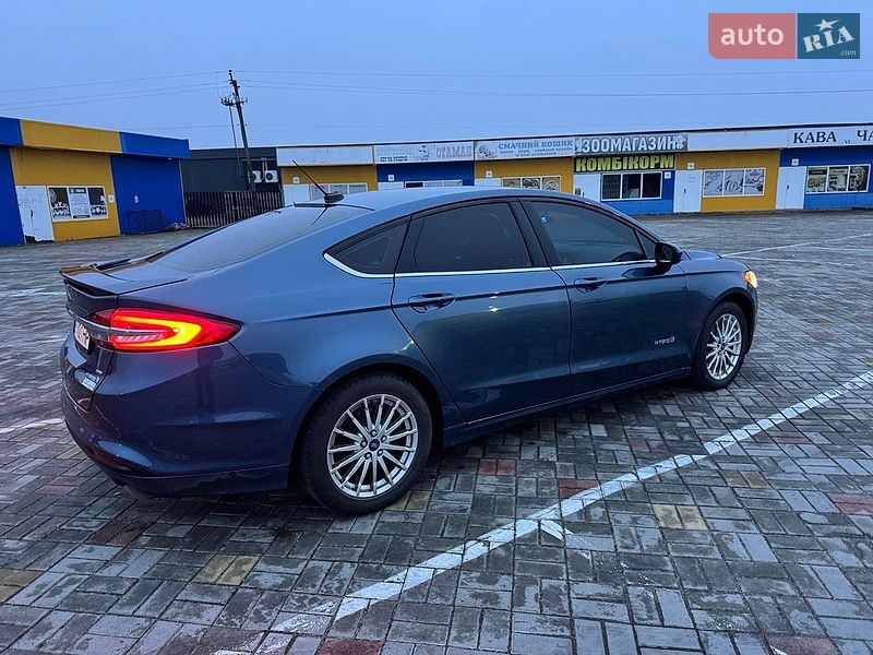 Седан Ford Fusion 2017 в Житомирі