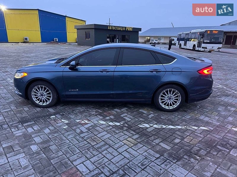 Седан Ford Fusion 2017 в Житомирі