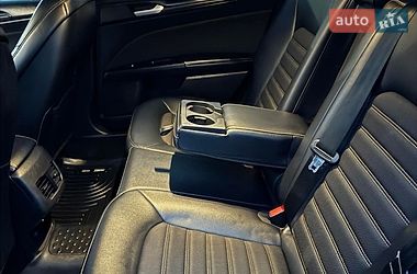 Седан Ford Fusion 2017 в Житомирі