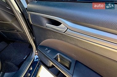 Седан Ford Fusion 2019 в Святопетрівське фото 26 Седан Ford Fusion 2019 в Святопетрівське