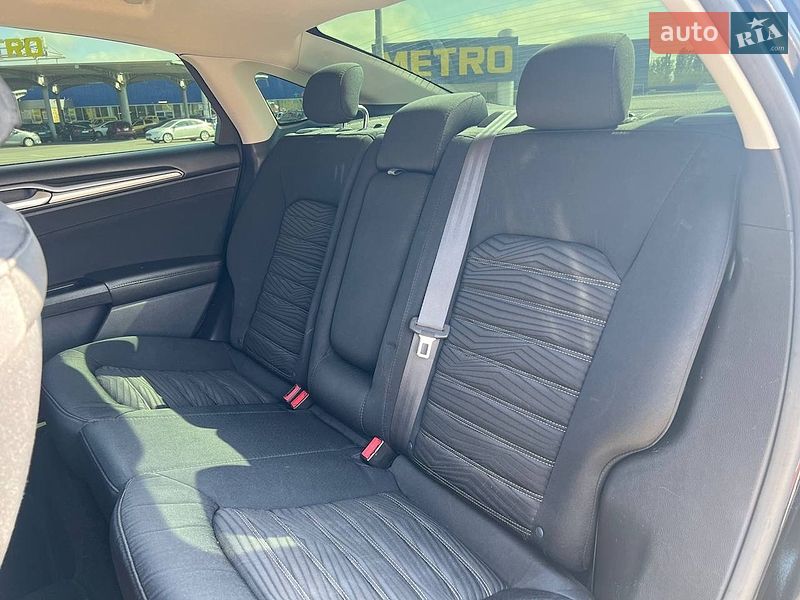 Седан Ford Fusion 2015 в Одессе