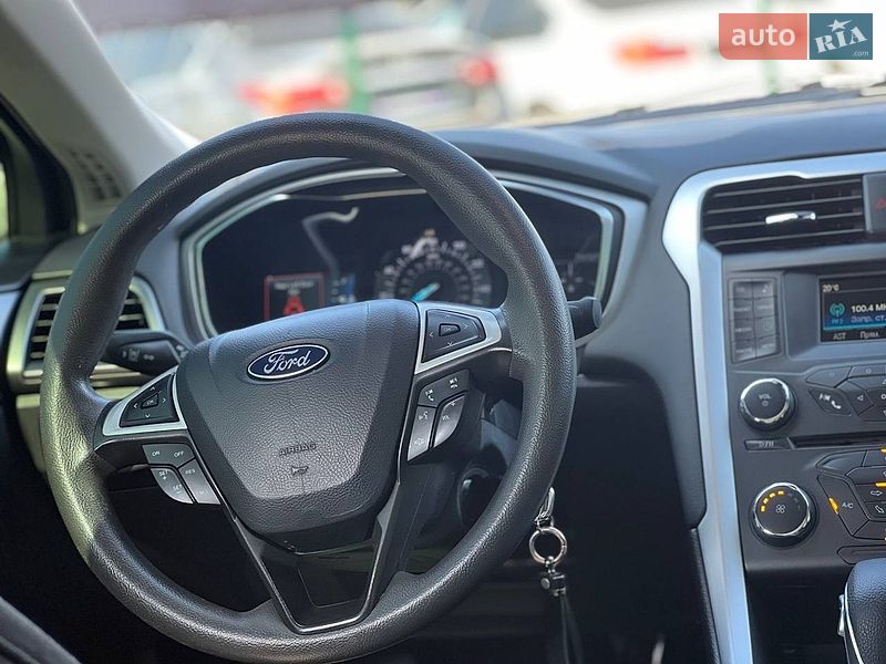 Седан Ford Fusion 2015 в Одессе