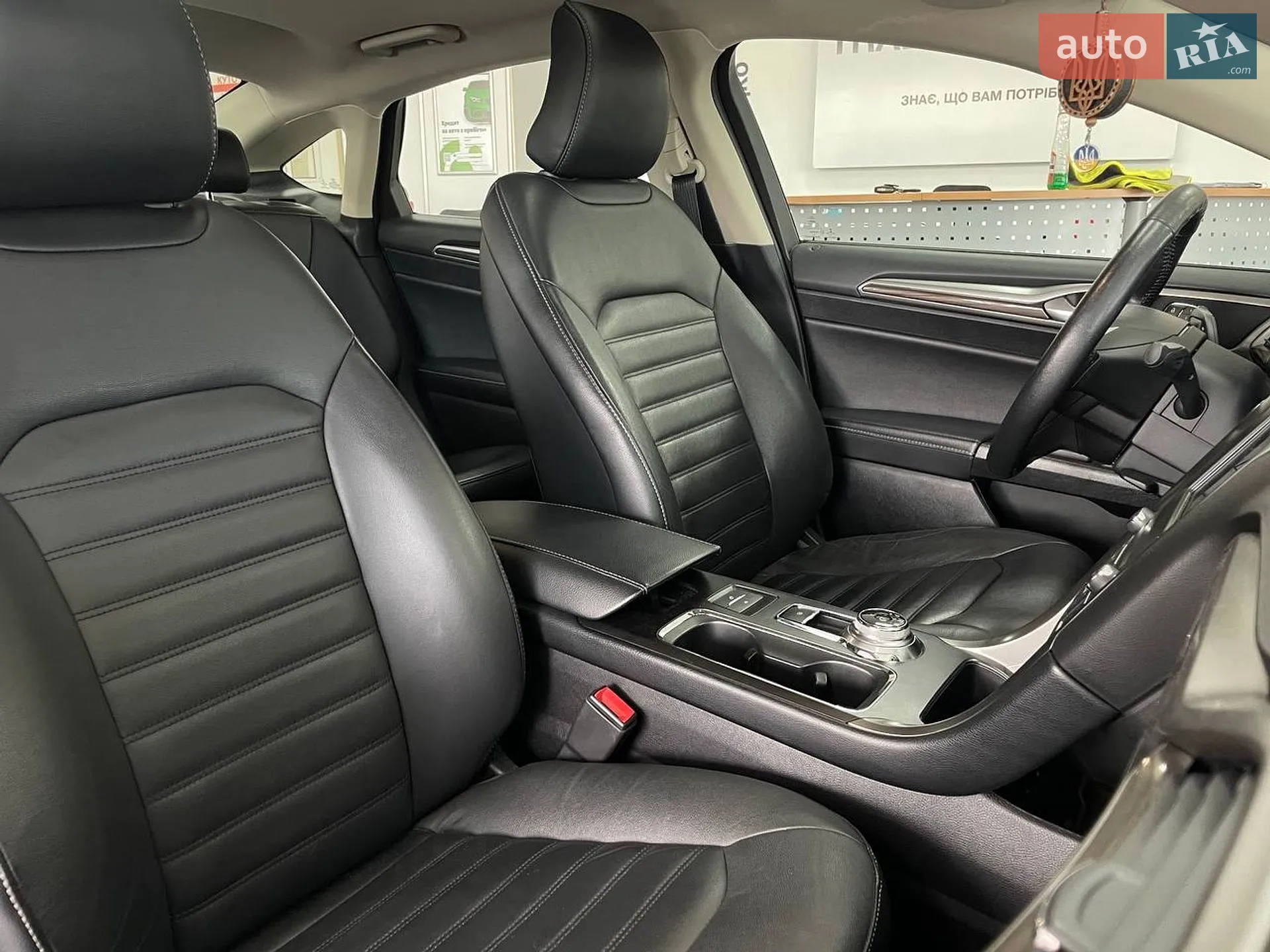 2016 Ford Fusion - мініатюра 35
