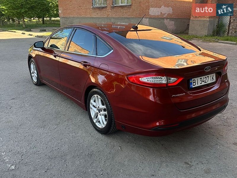 Седан Ford Fusion 2014 в Полтаві